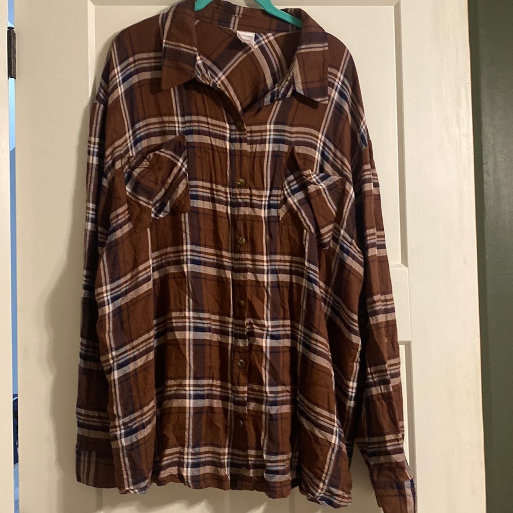 Gently used No Boundaries brown plaid button down size 2X